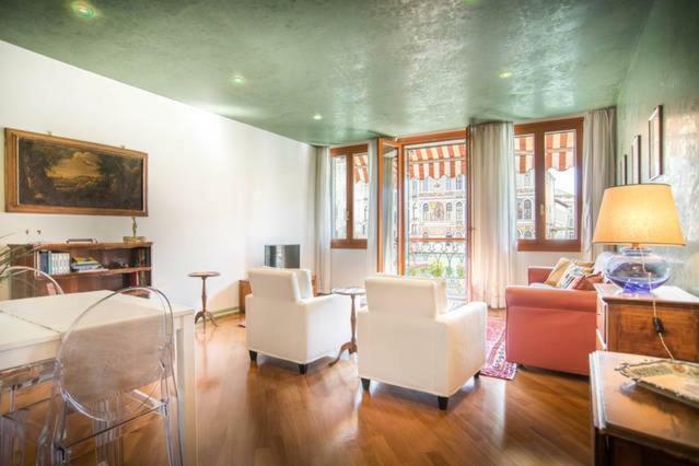 Casa Zucchi | Grand Canal Apartment Venetië Buitenkant foto